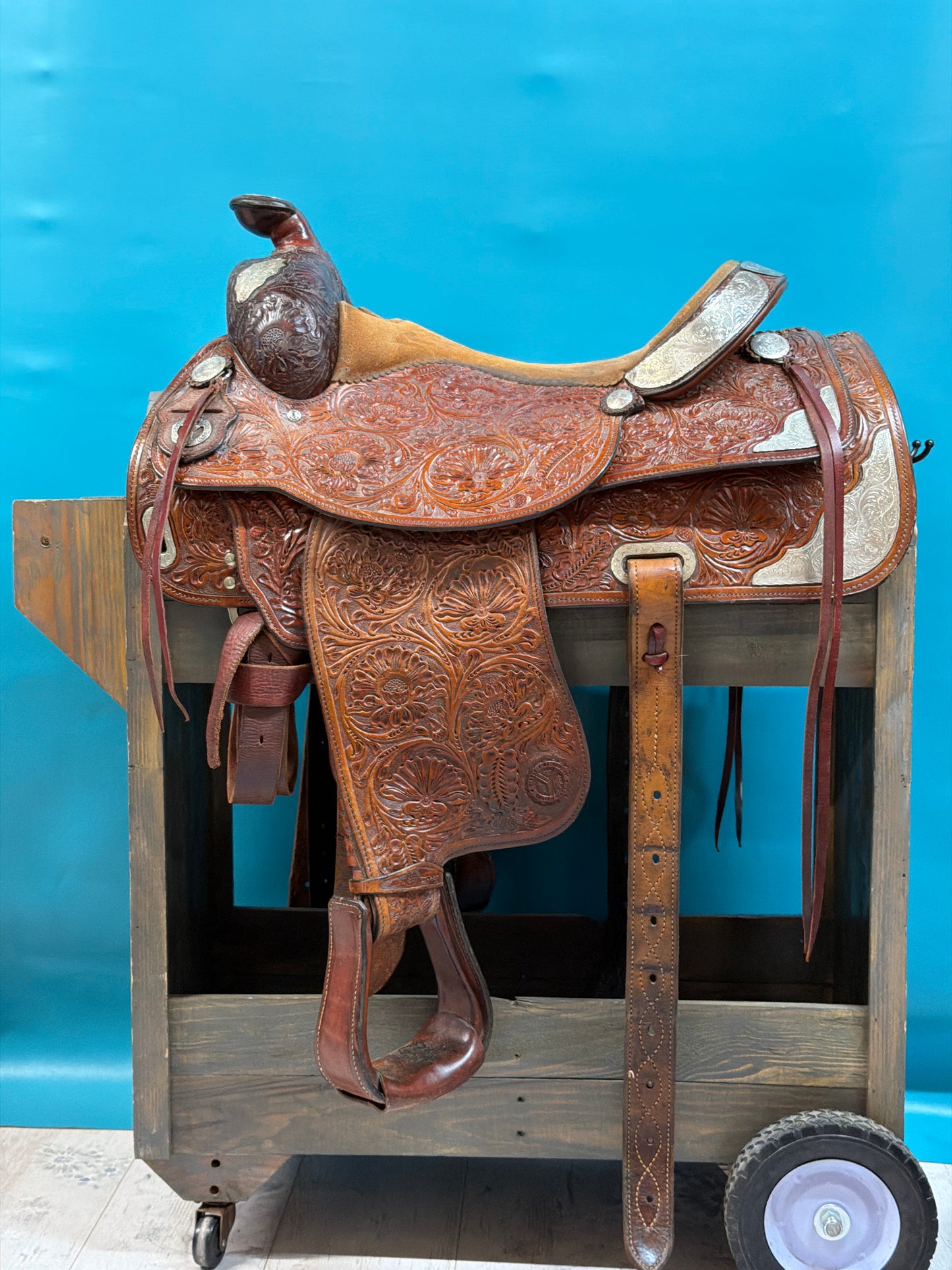 Circle Y Show Saddle, 16