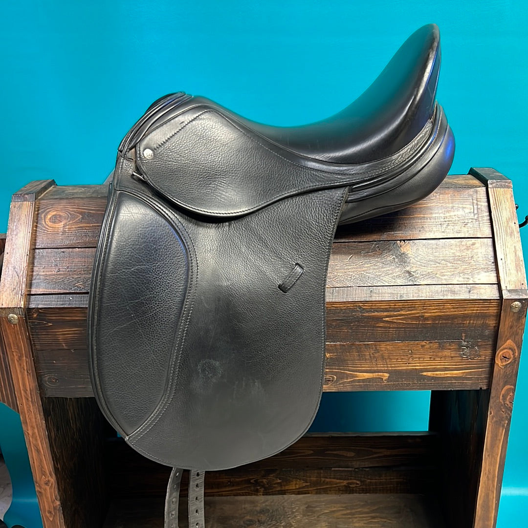 Schleese Prelude Dressage Saddle