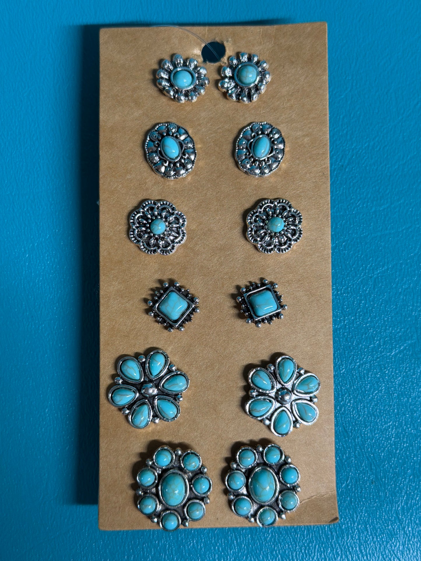 Tipi Earring set