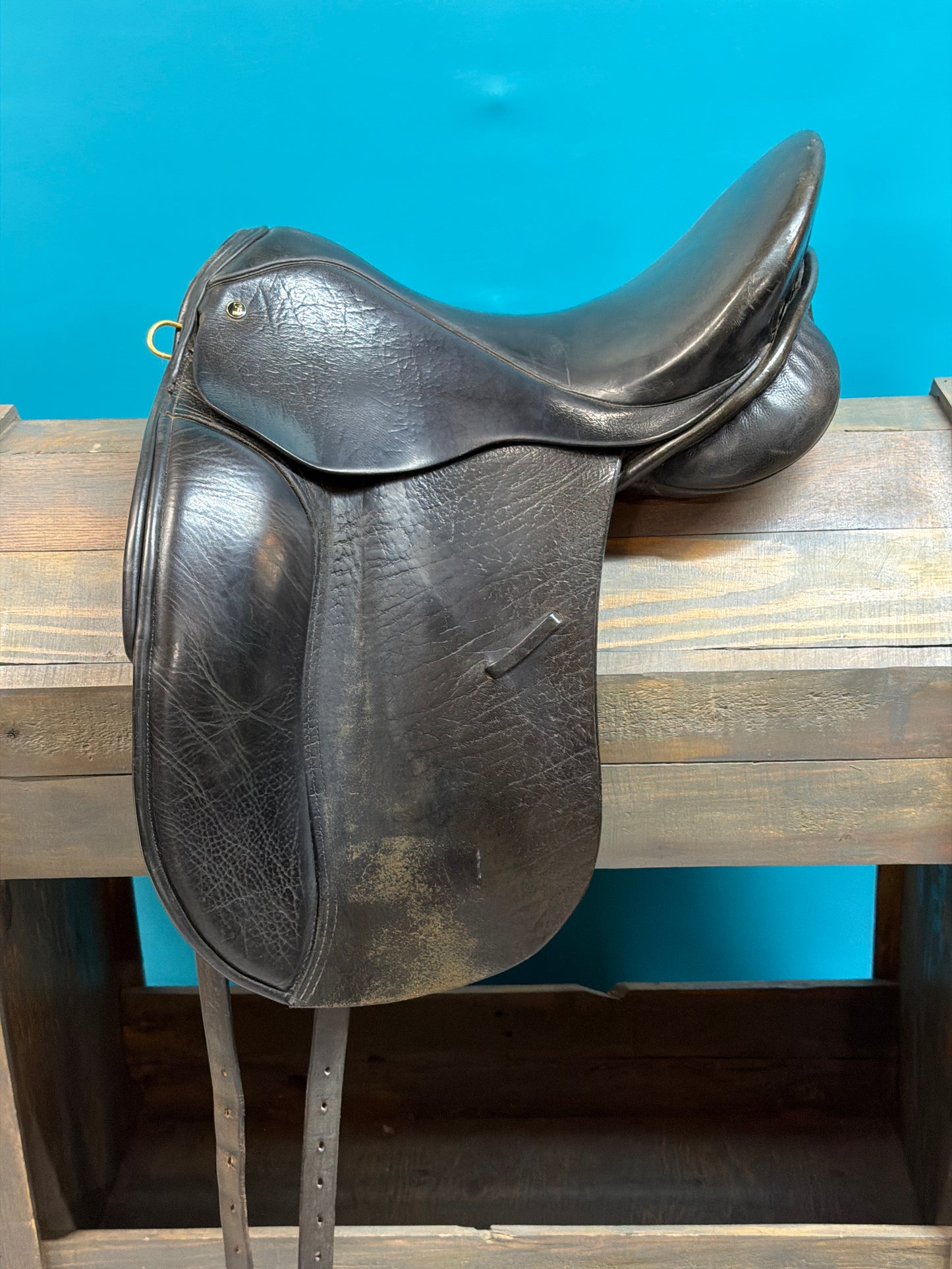 Black JRD Dressage saddle, 16.5