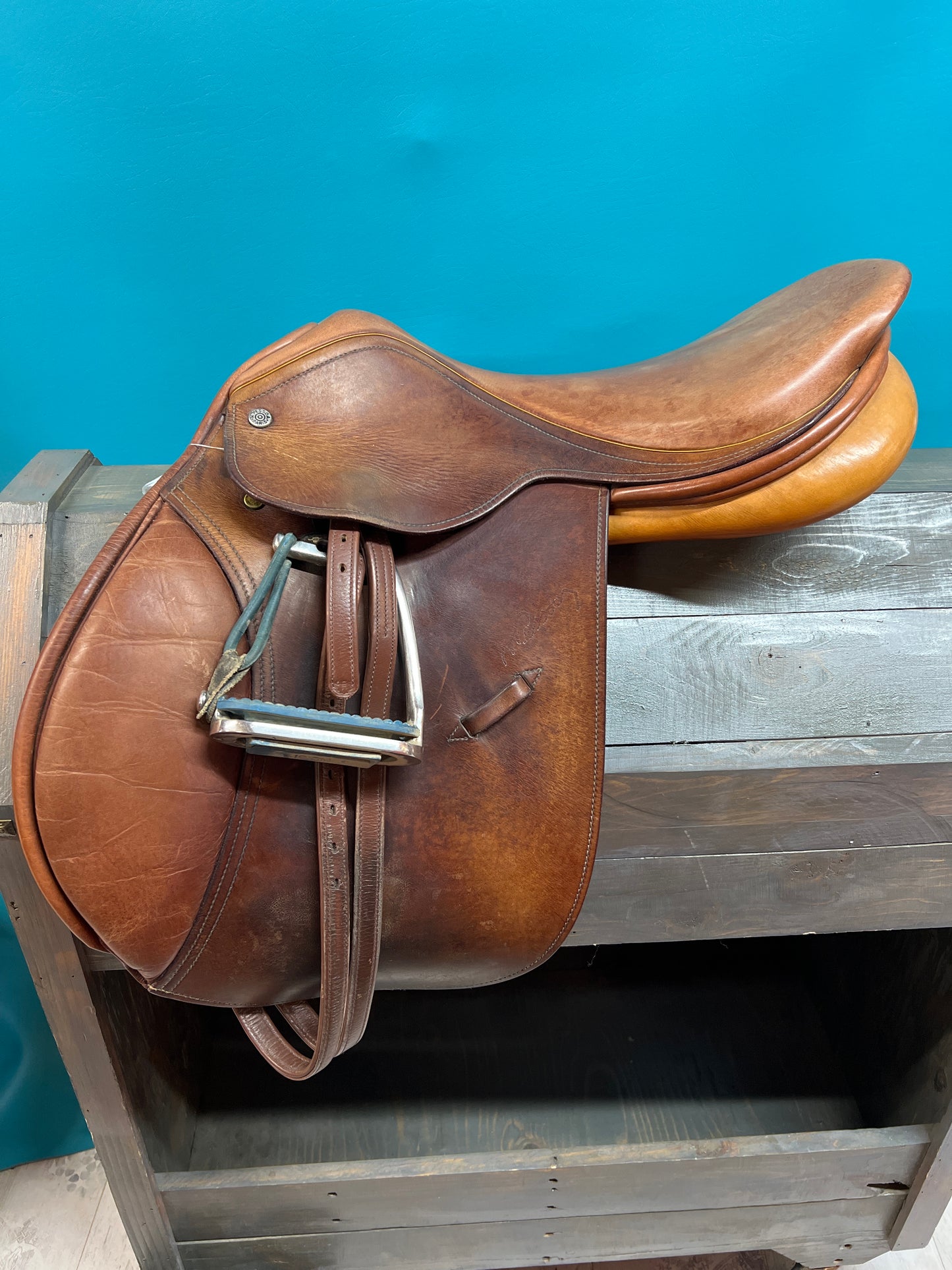 Pessoa Close Contact Saddle