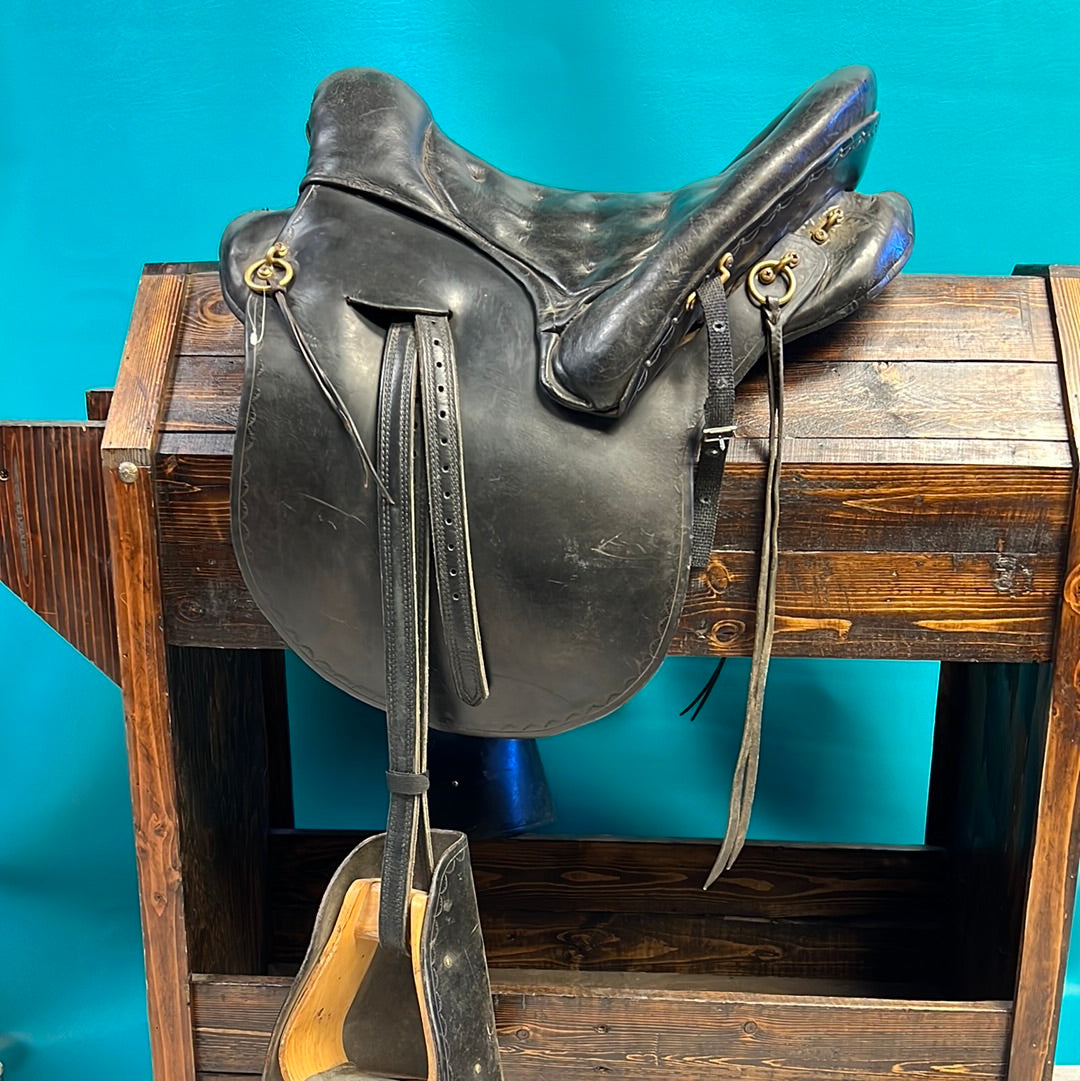 Hillcrest Plantation Saddle