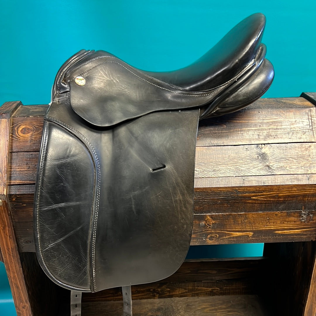 Albion K2 Dressage Saddle