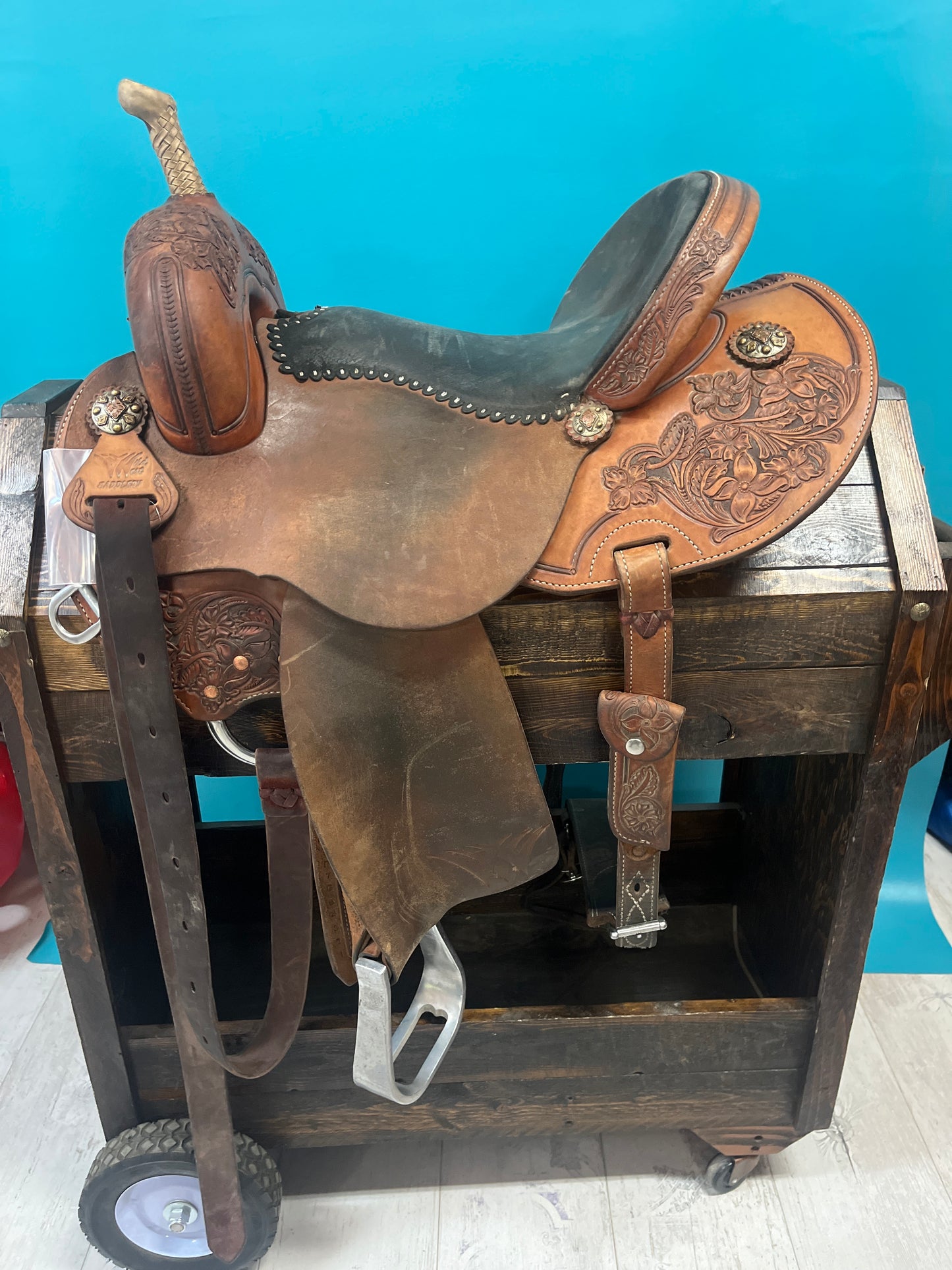 Wild West Barrel Saddle