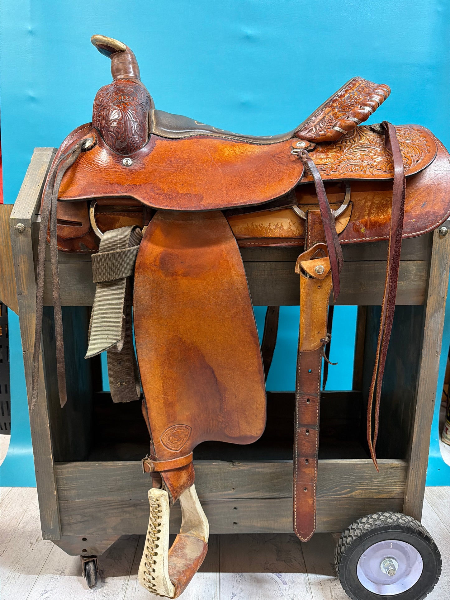 Hereford Textan Trail Saddle, 16