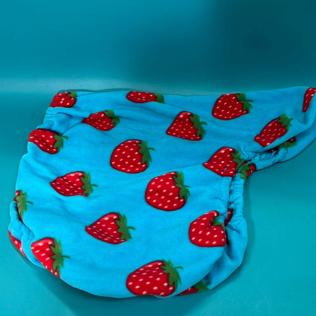 Strawberry Fleece English Saddle Cover