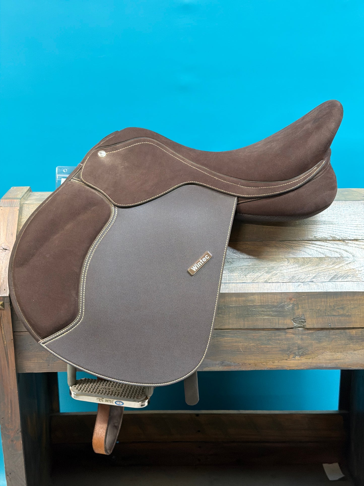Brown Wintec Pro Jump Saddle, 17.5
