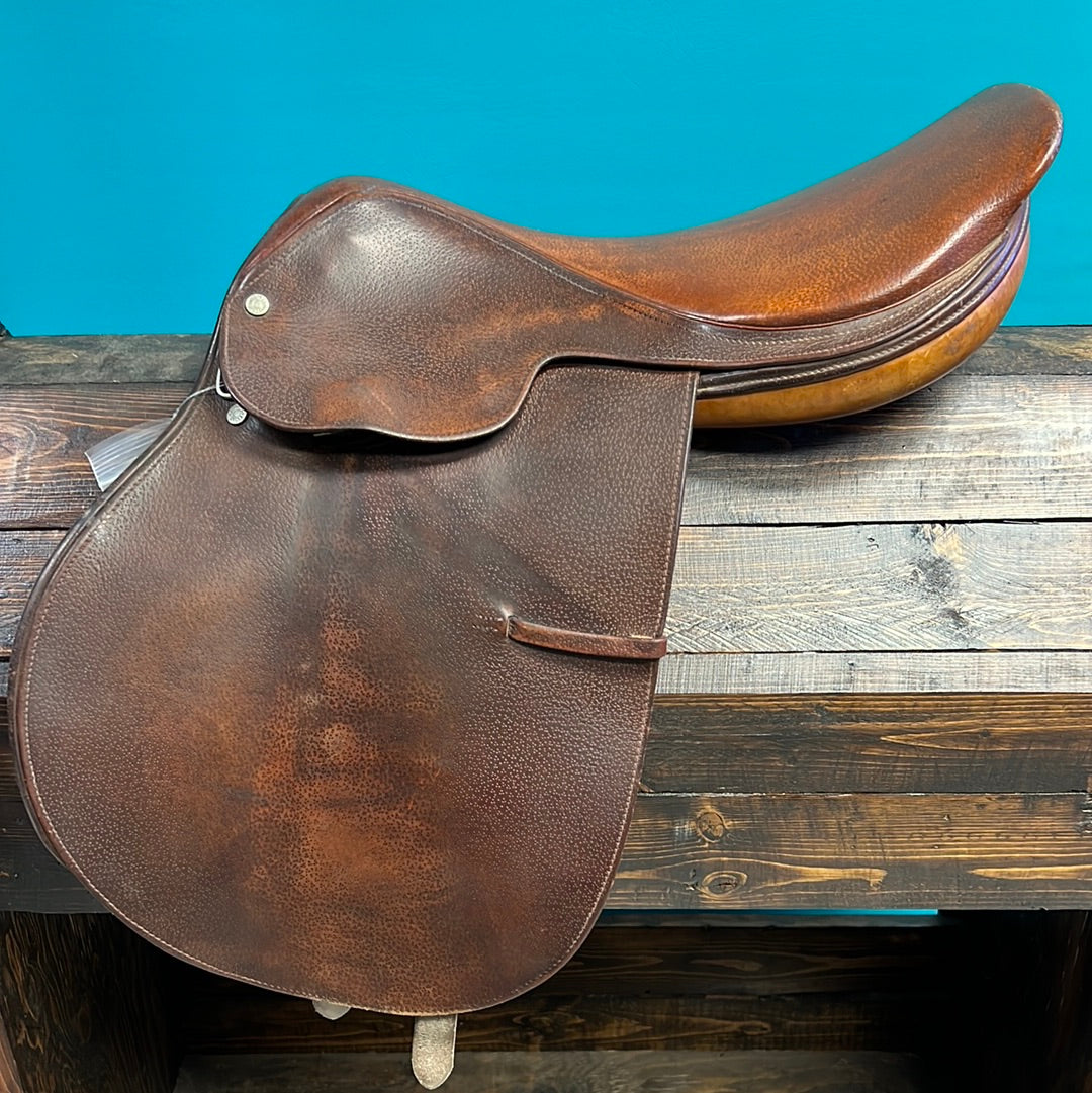 Crosby Close Contact Saddle