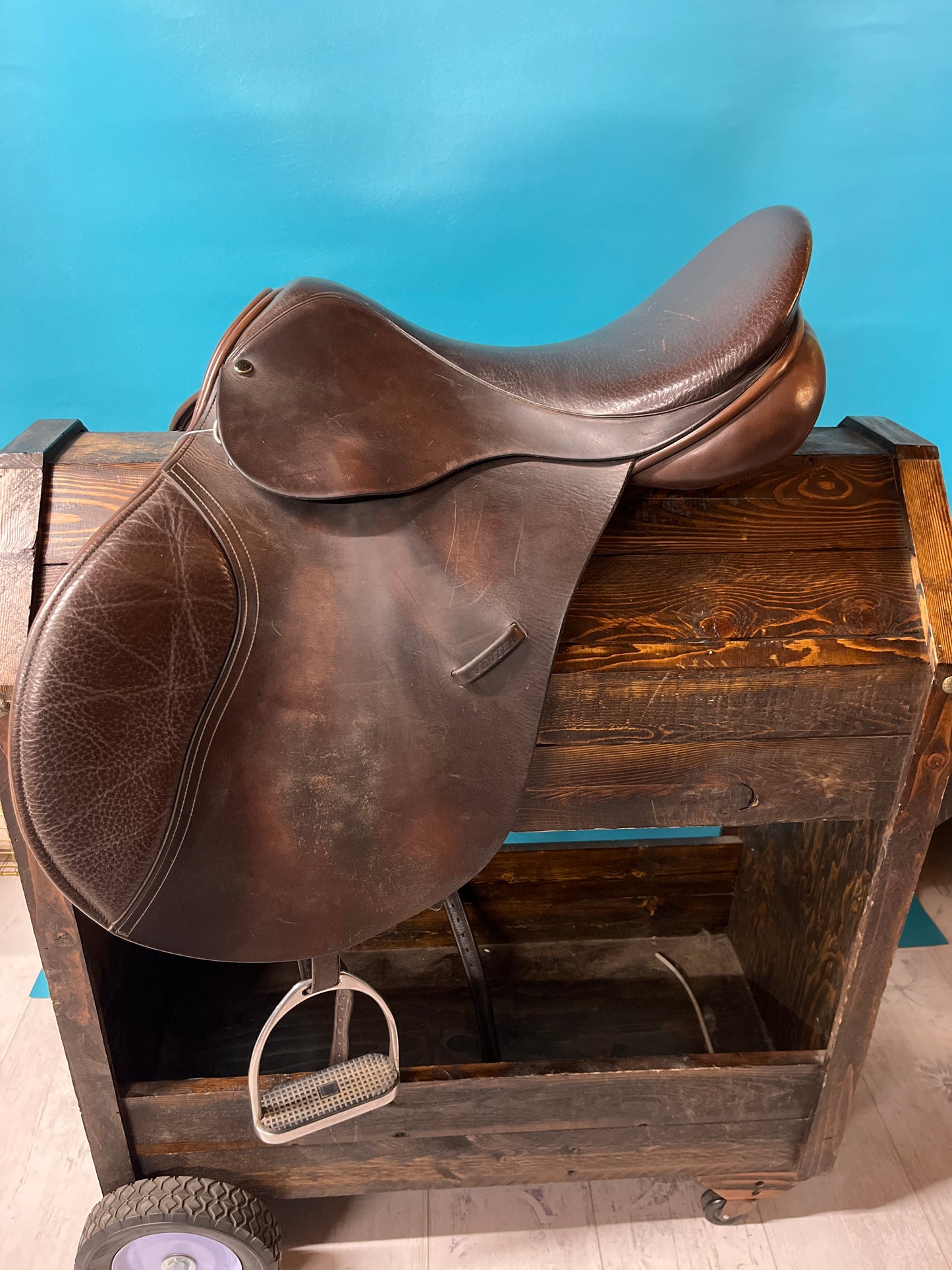 County All Purpose Saddle