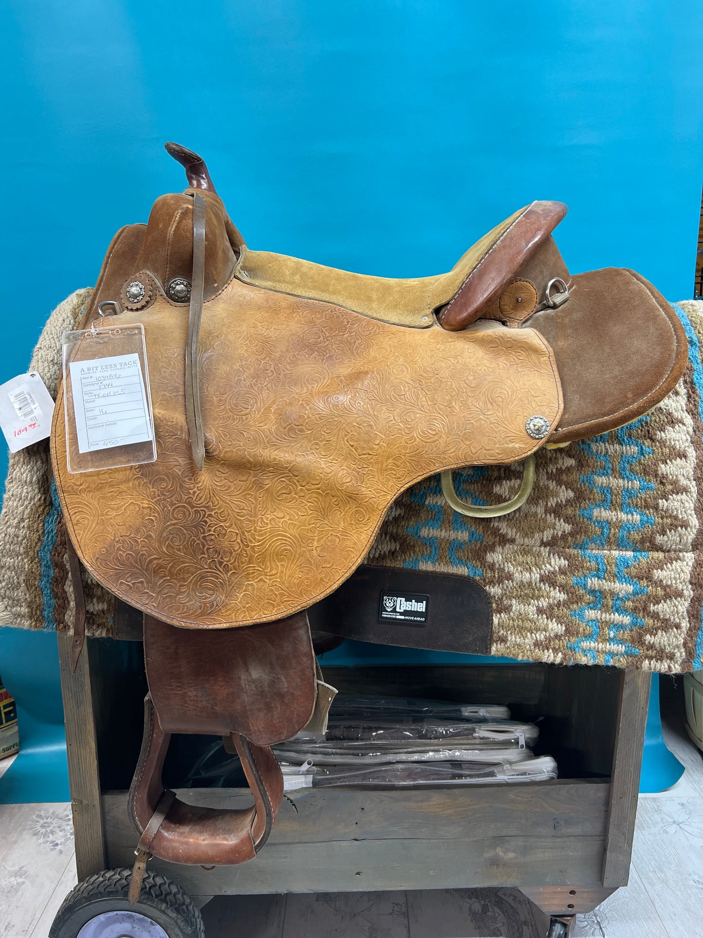 Western Saddles treeless, 16