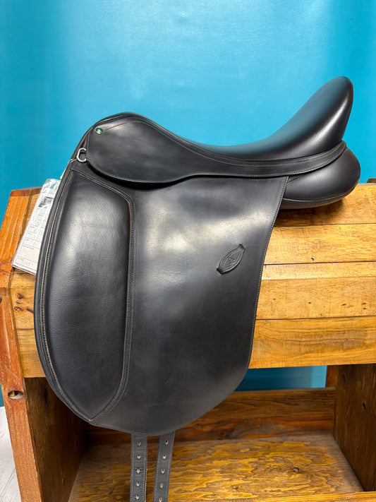 Arena Saddlery Dressage Saddle, 18