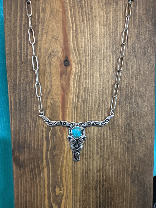 Tipi Skull necklace