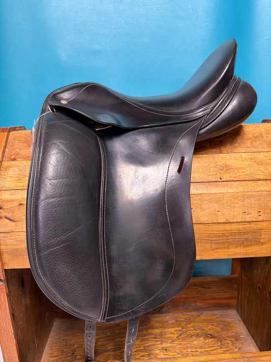 Schleese Infinity Saddle Dressage Saddle, 17