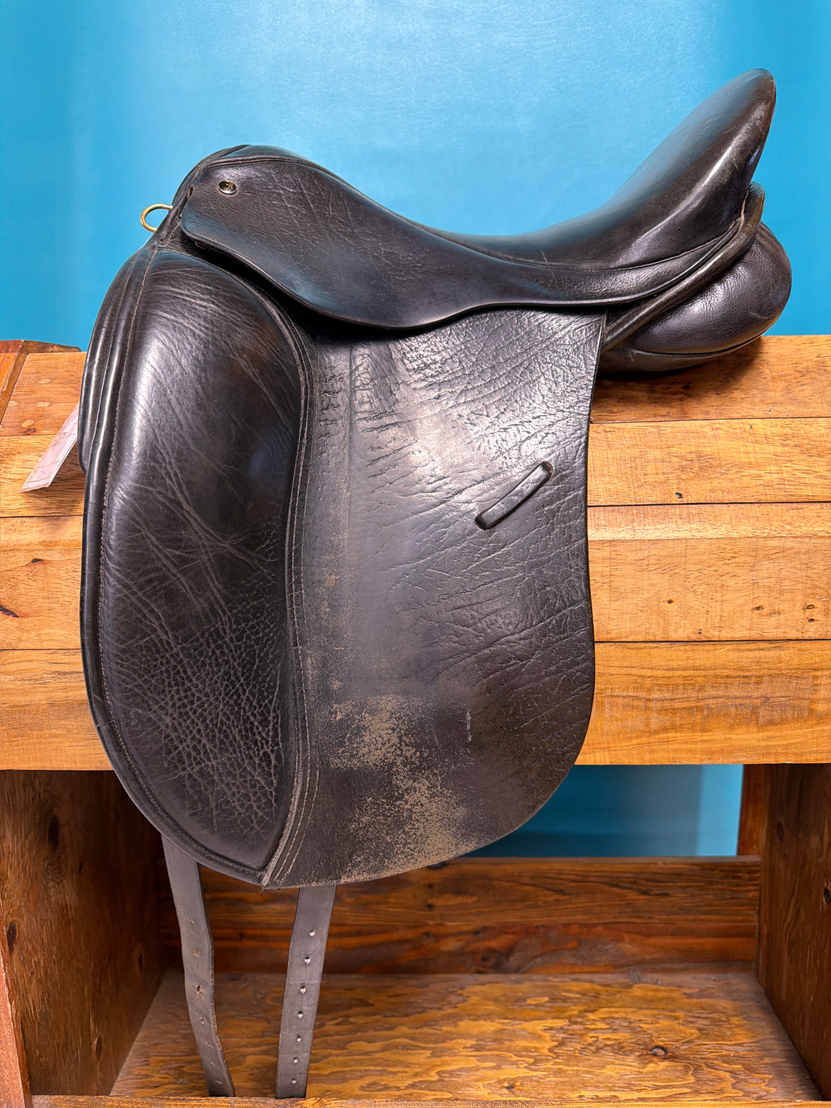 JRD Dressage saddle, 16.5