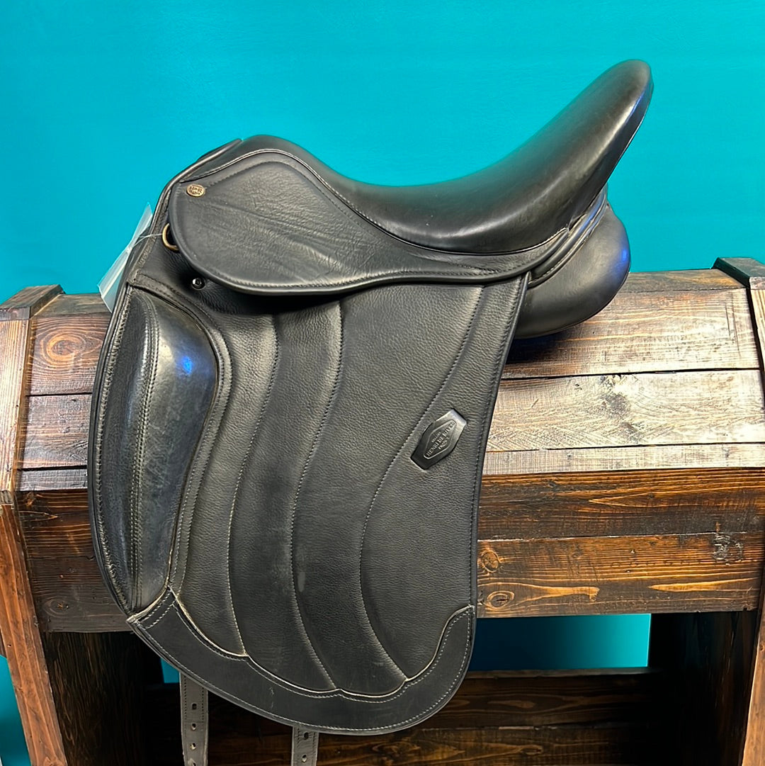 HDR Monoflap Dressage Saddle