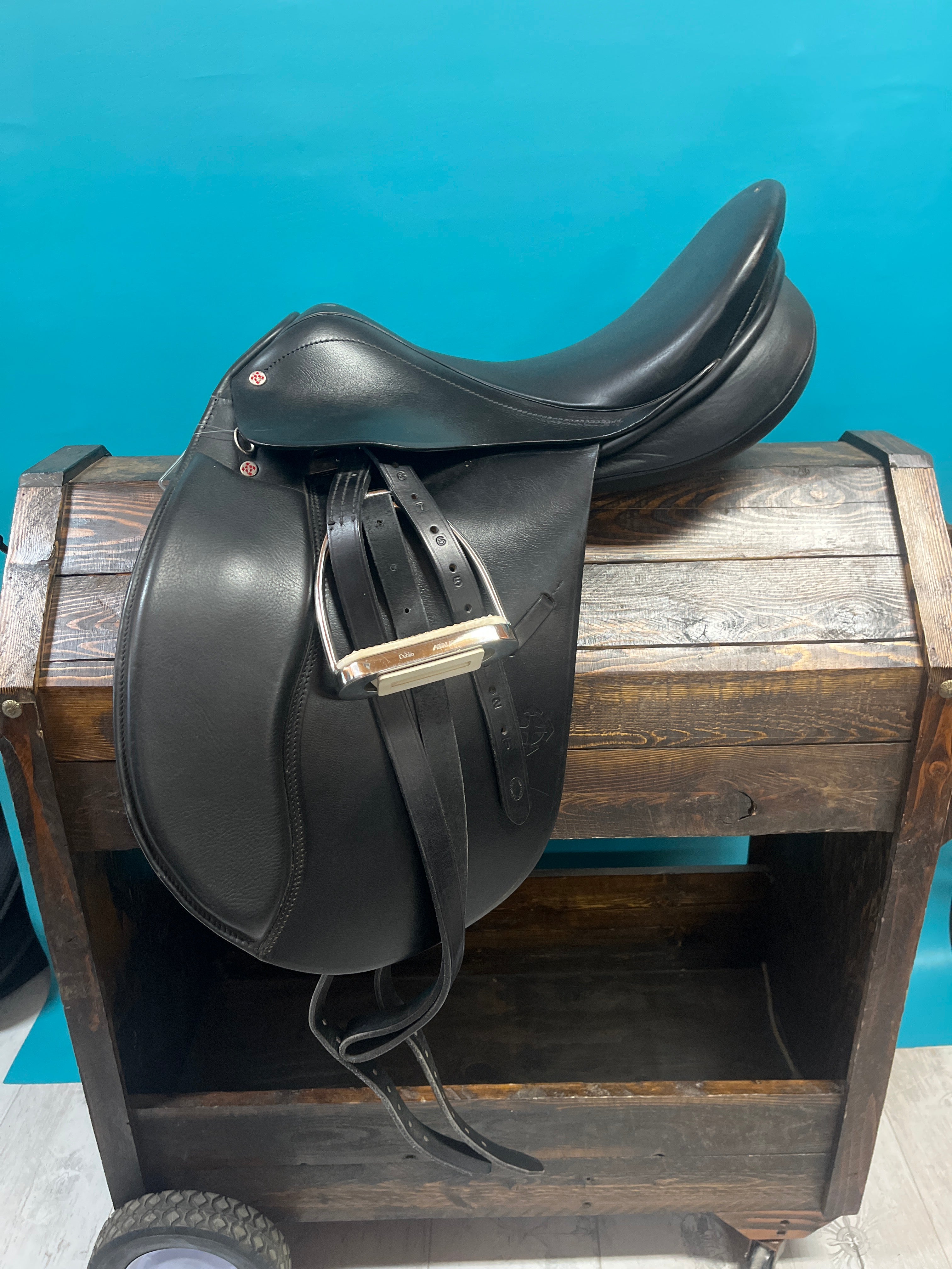 Dressage Saddle – A Bit Less Tack