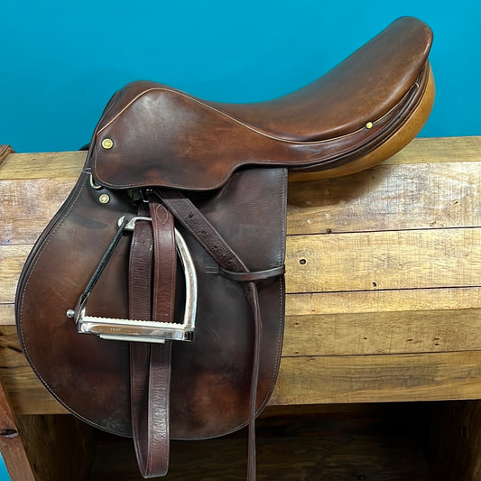 Crosby Close Contact Saddle