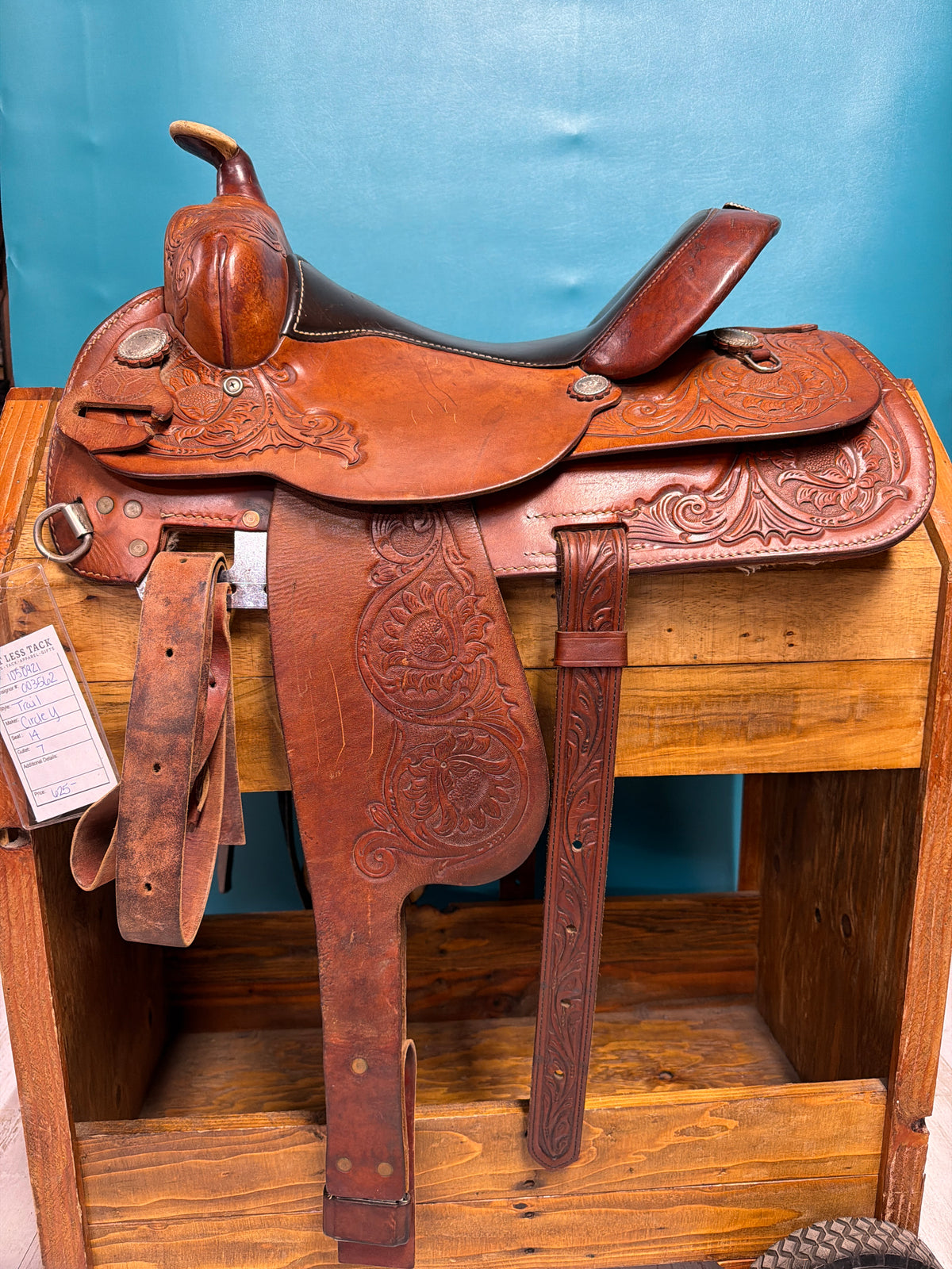Circle Y Trail saddle, 14