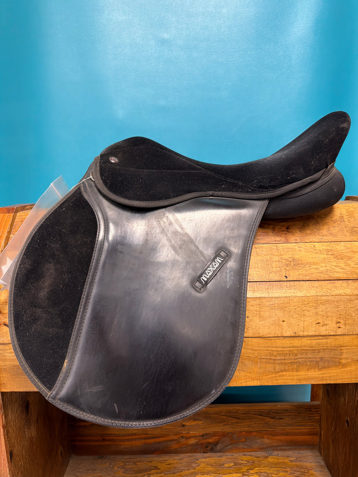 Thorowgood All Purpose Saddle,18