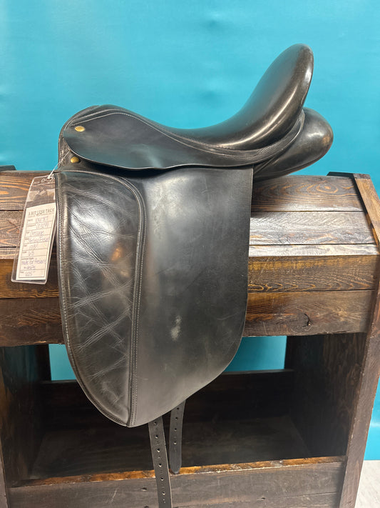 Black Sterling Fresian Dressage Saddle, 17.5