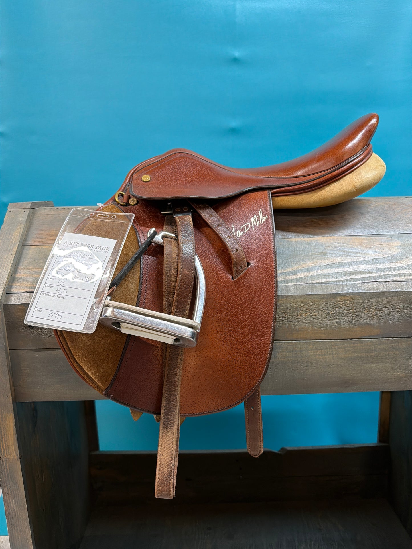 Collegiate JRD Close contact saddle, 15