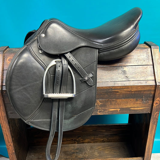 Uptons Close Contact Saddle