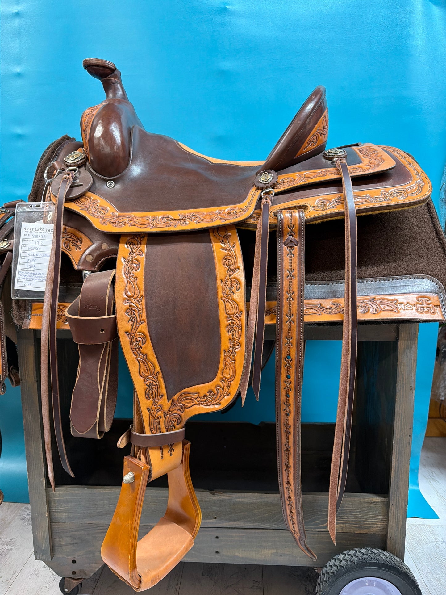 Rockstar Custom Leather Western Saddle Set, 15.5"