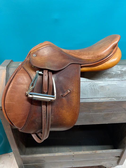 Pessoa Close Contact Saddle