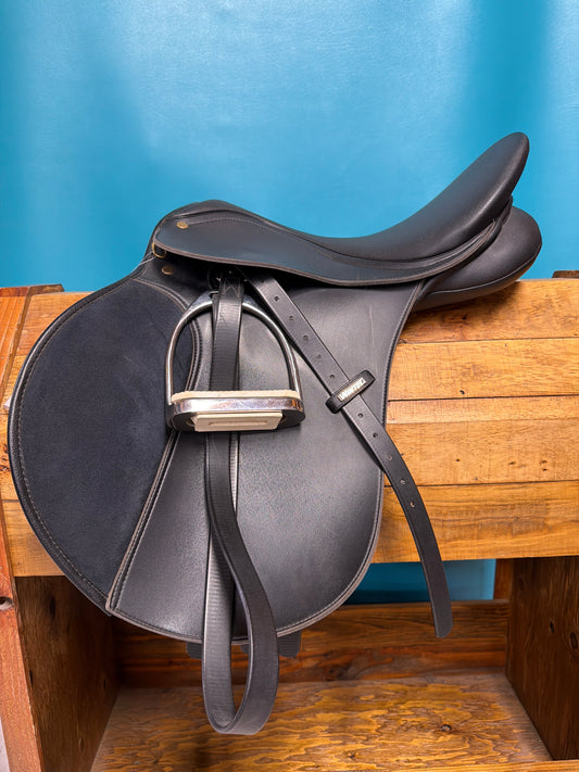Wintec All Purpose Saddle, 16.5