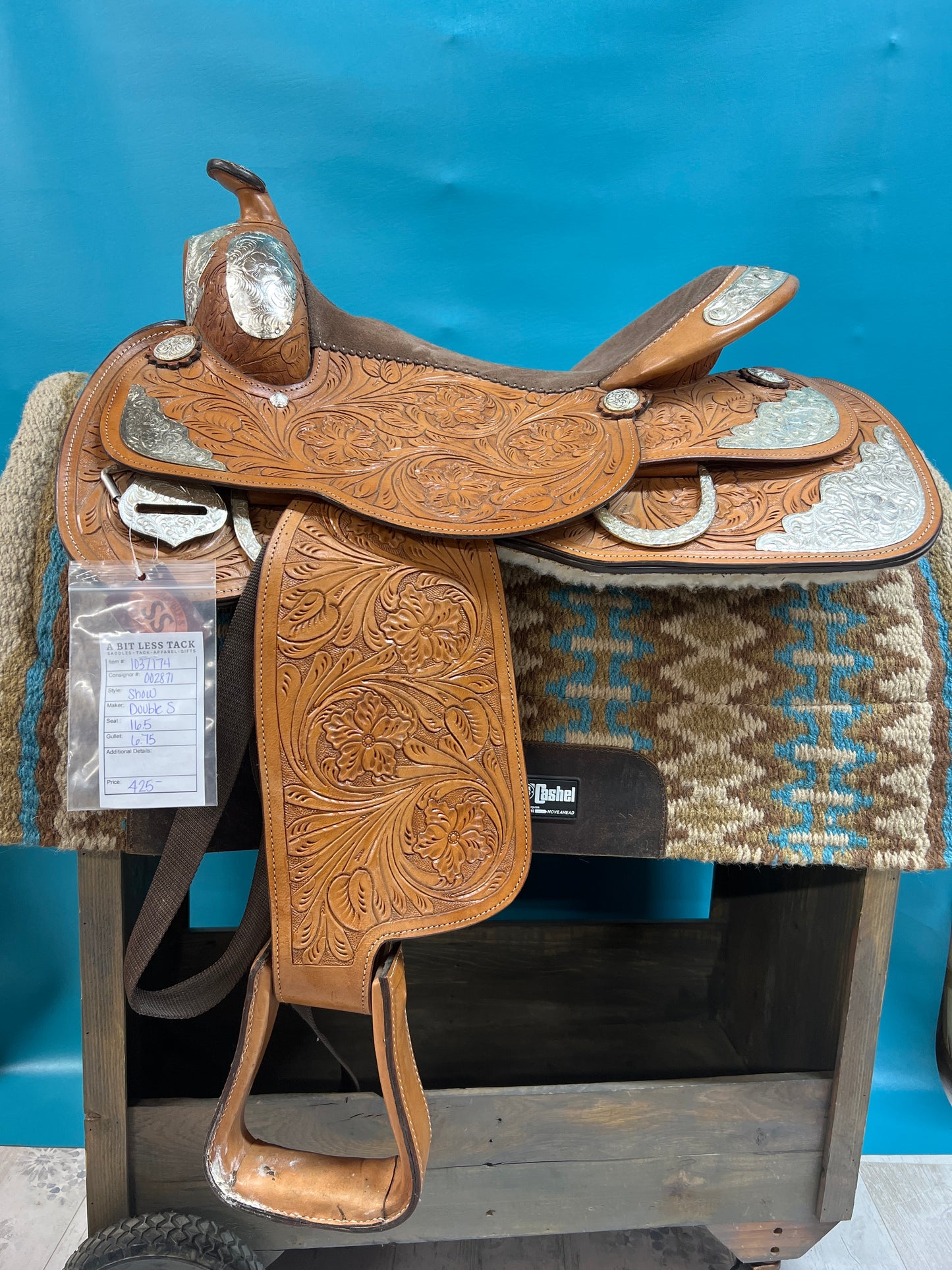 Light oil Double S Show Saddle, 16.5