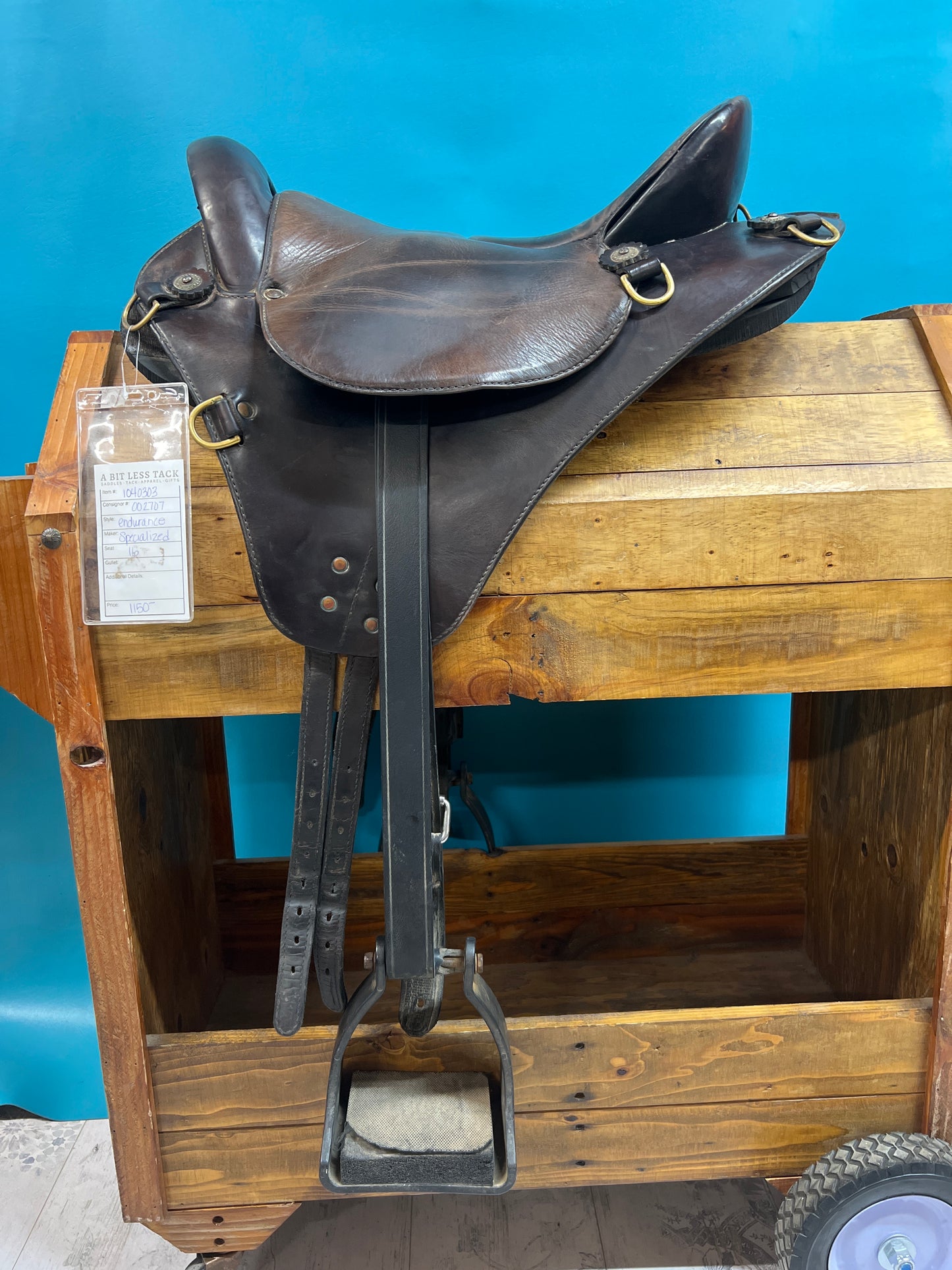Specialized Endurance Saddles, 16