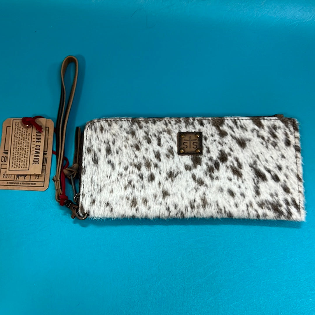 STS Classic Cowhide Clutch