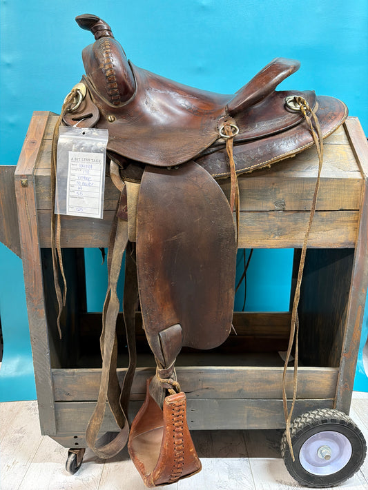 No Makers Mark Vintage saddle, 14