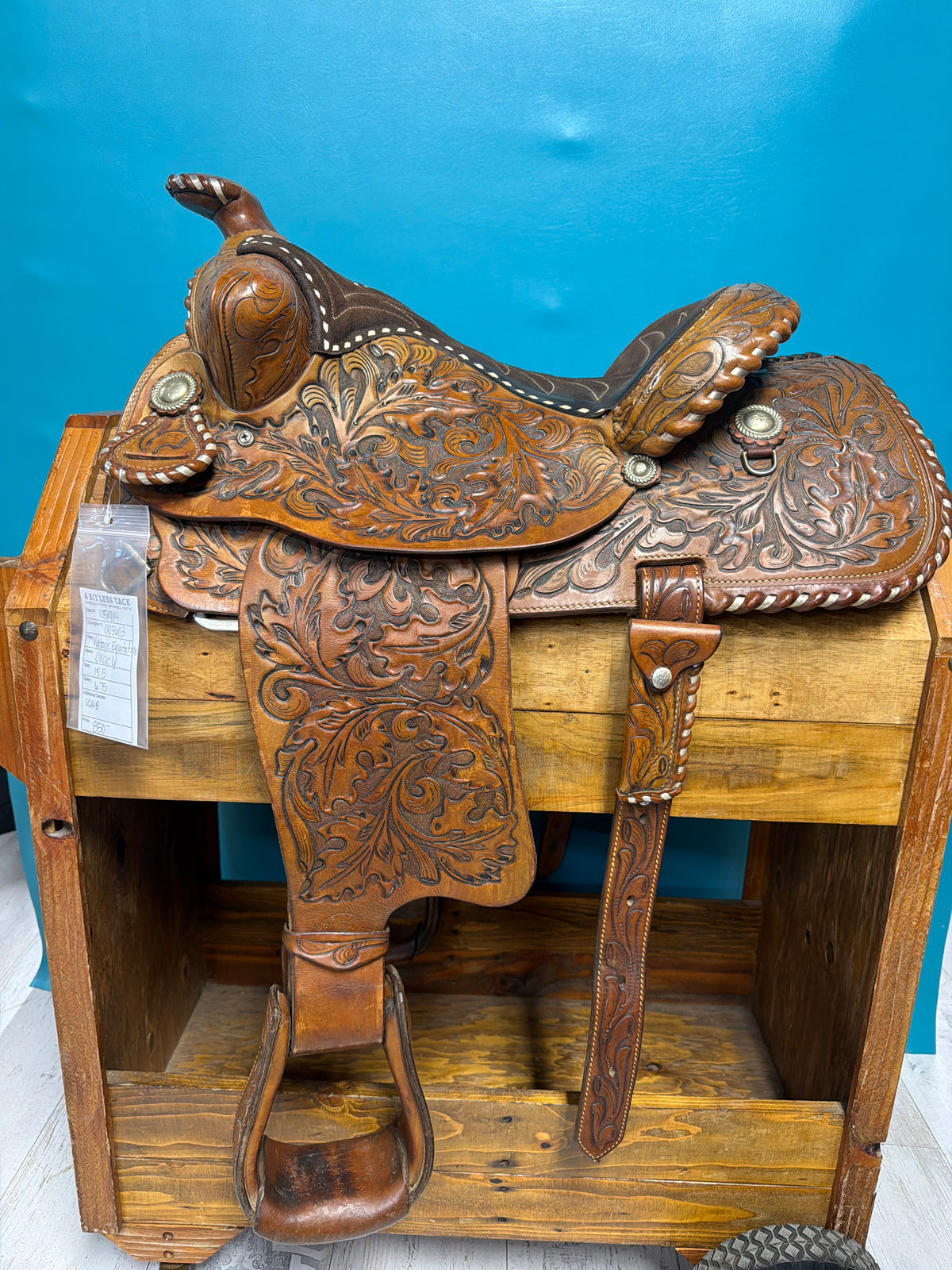 Circle Y Vintage Equitation Saddle, 15.5