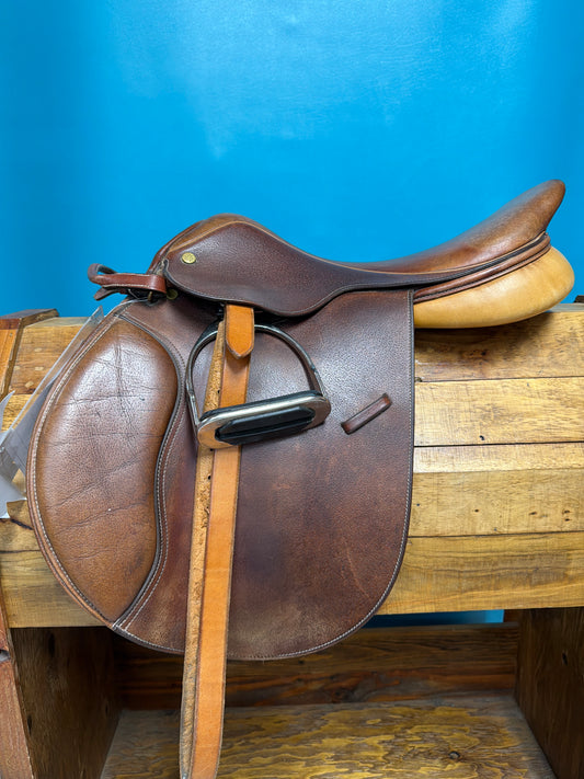 Collegiate English Saddles, 17