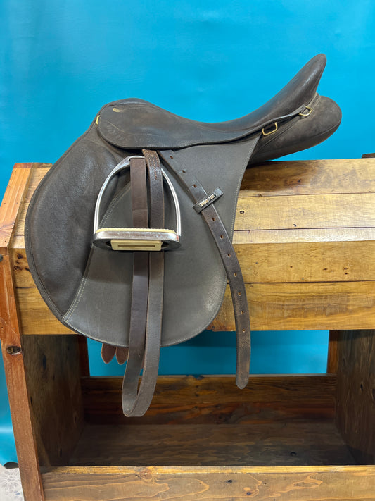 Wintec All purpose saddle, 16.5