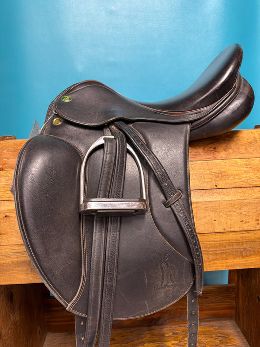 Prestige Grand Dressage Dressage Saddle, 17