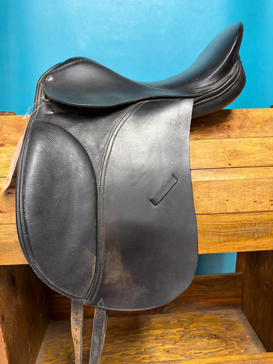 Dressage Saddle, 17