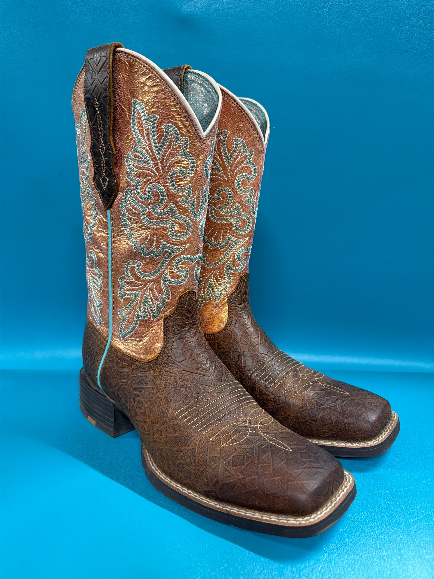 Round Up Square Tow Ariat Western Boots, Ladies 7.5