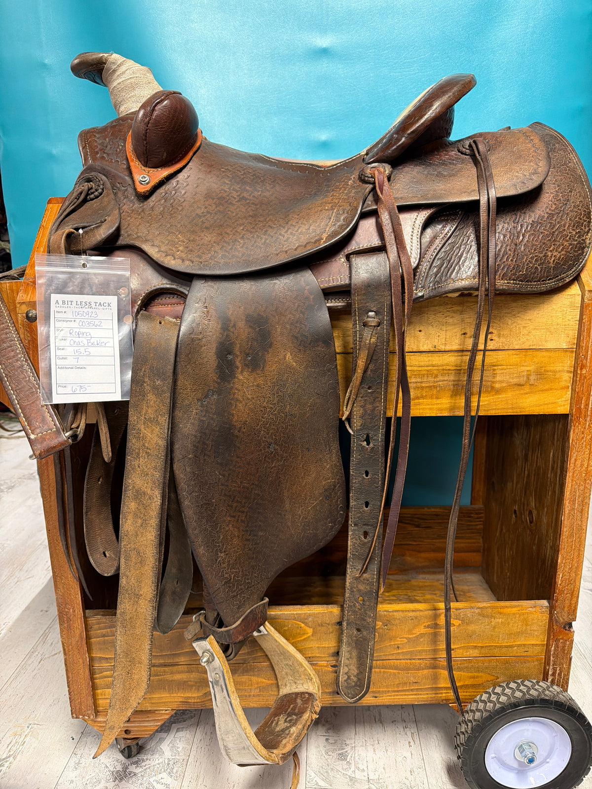 Chas Baker Roping Saddle, 15.5