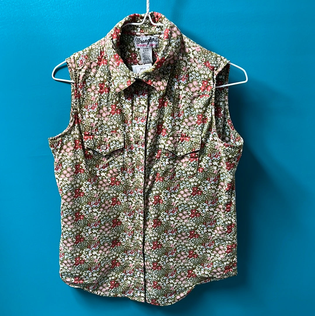 Floral Wrangler Shirt, S Petite – A Bit Less Tack