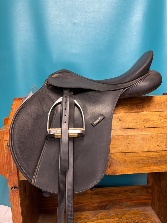 Wintec All purpose saddle, 17.5