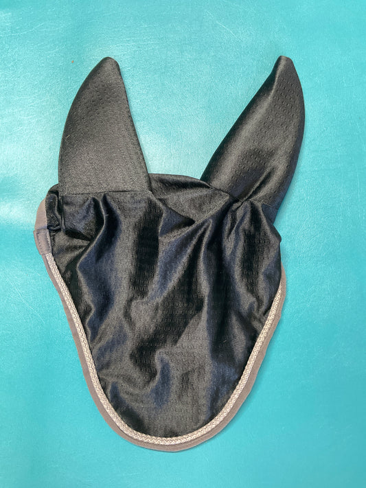 Black Noise Cancelling Ear Bonnet