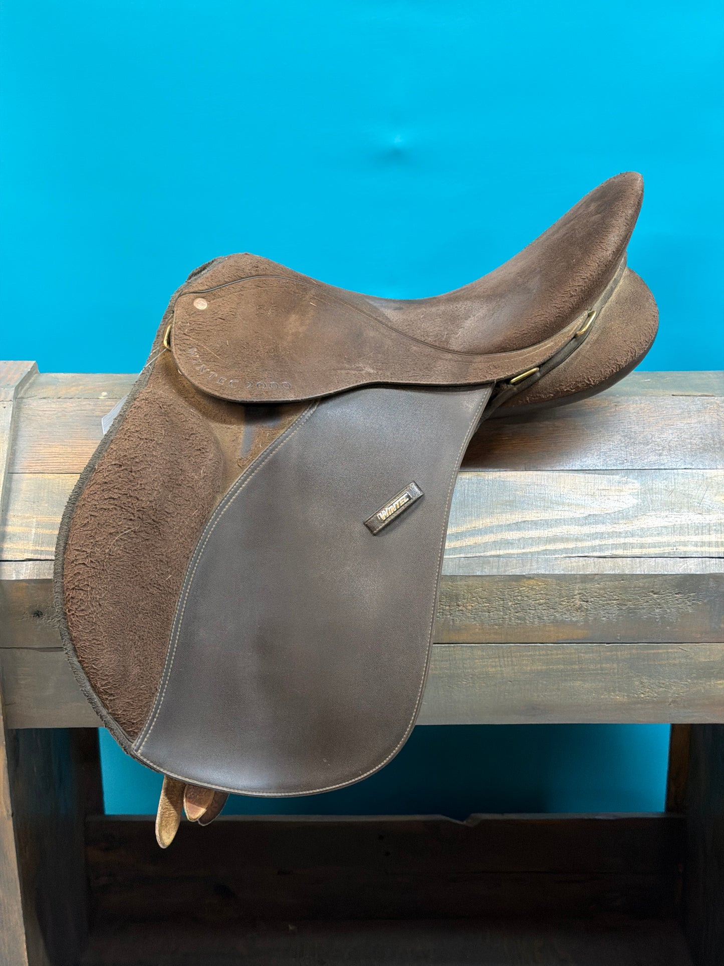 Brown Wintec 2000 All purpose saddle, 16.5